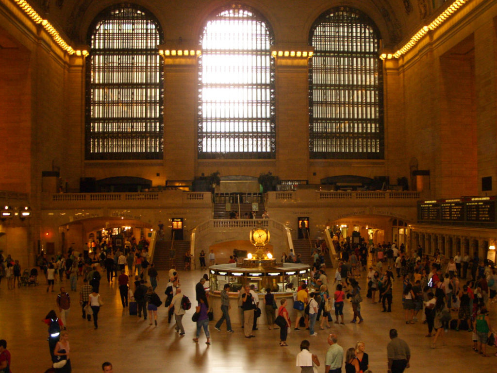 A busy Grand Central Station New York