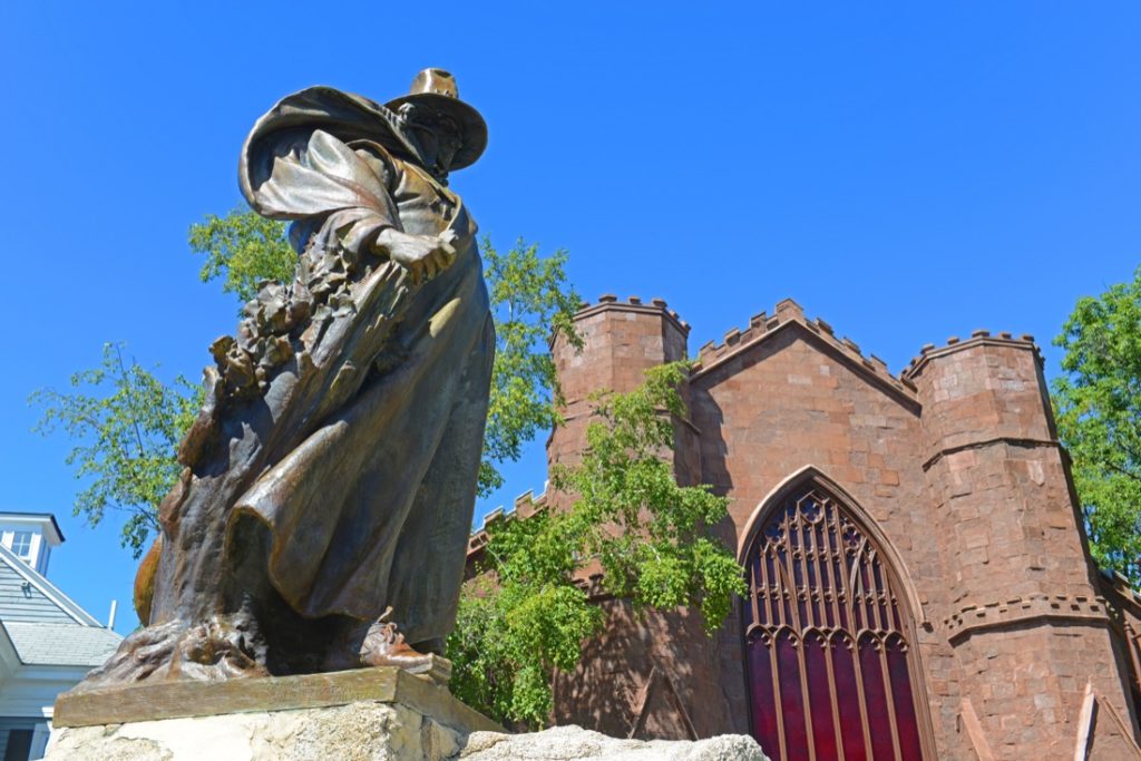 Bronze Roger Conant statue in front of Salem Witch Museum. Salem. Massachusetts