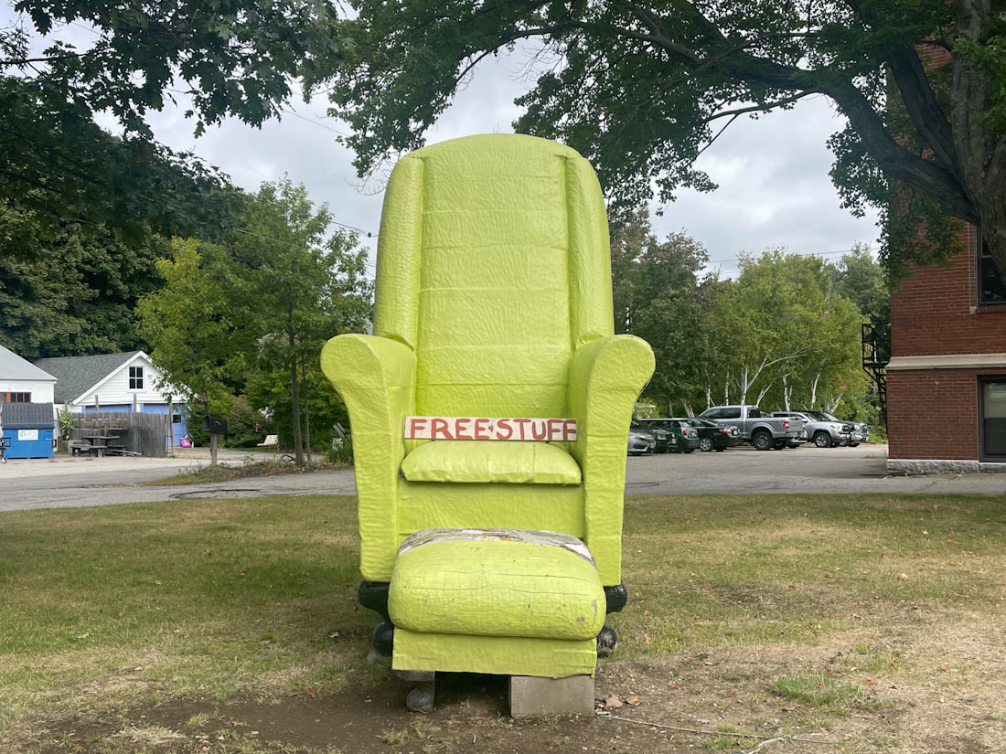 Easy Chair monument Kittery Maine