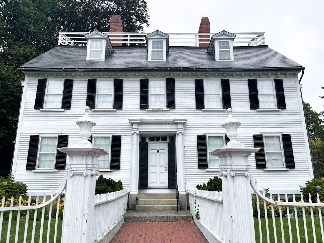 Front of Ropes Mansion in Salem