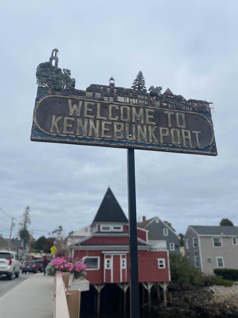 Welcome to Kennebunkport sign Maine