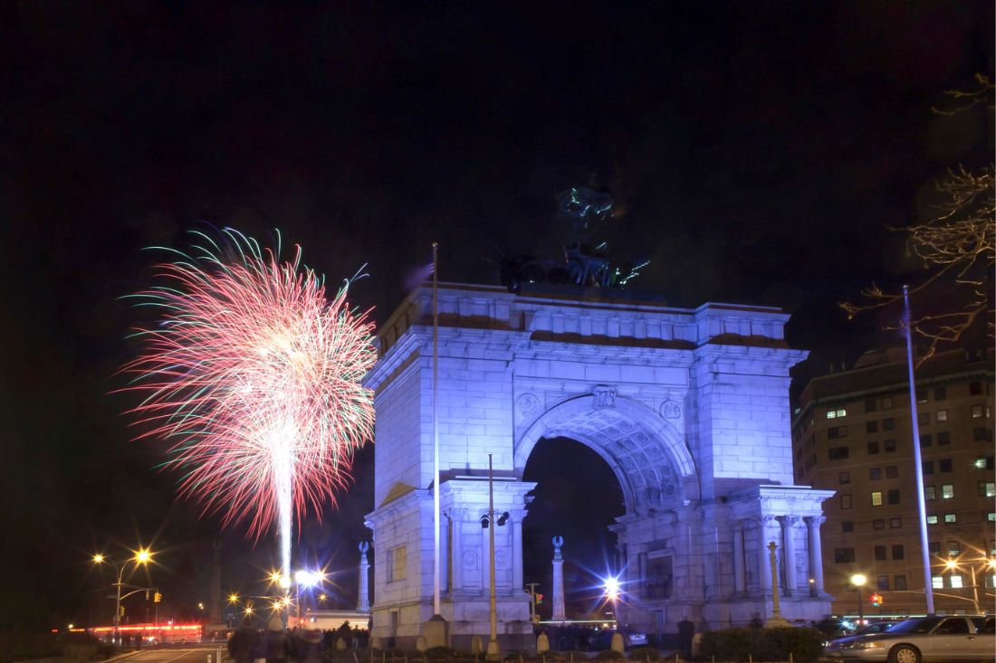 Fireworks at Soldiers and Sailors Arch near Prospect Park in Brooklyn, NYC