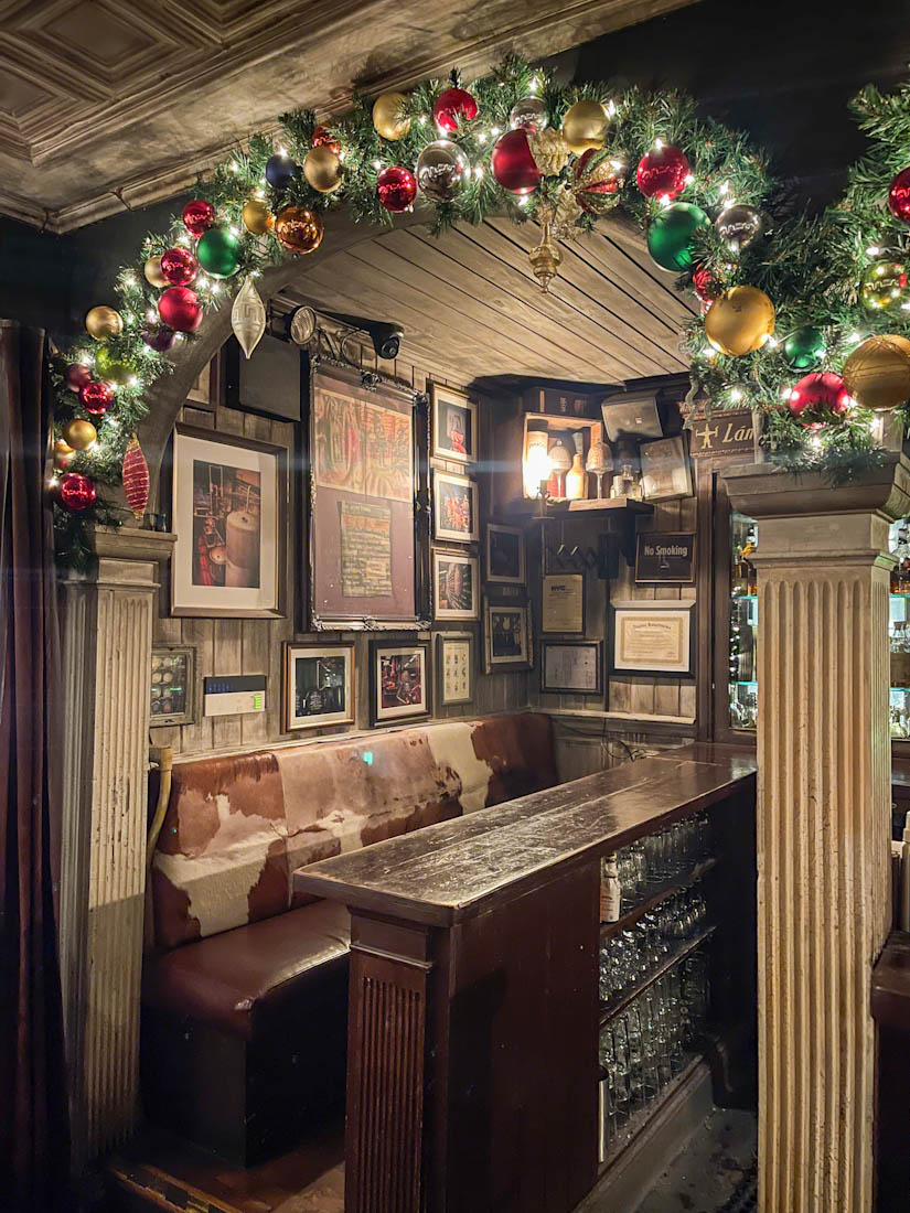 Fraunces Tavern Christmas decor in NYC