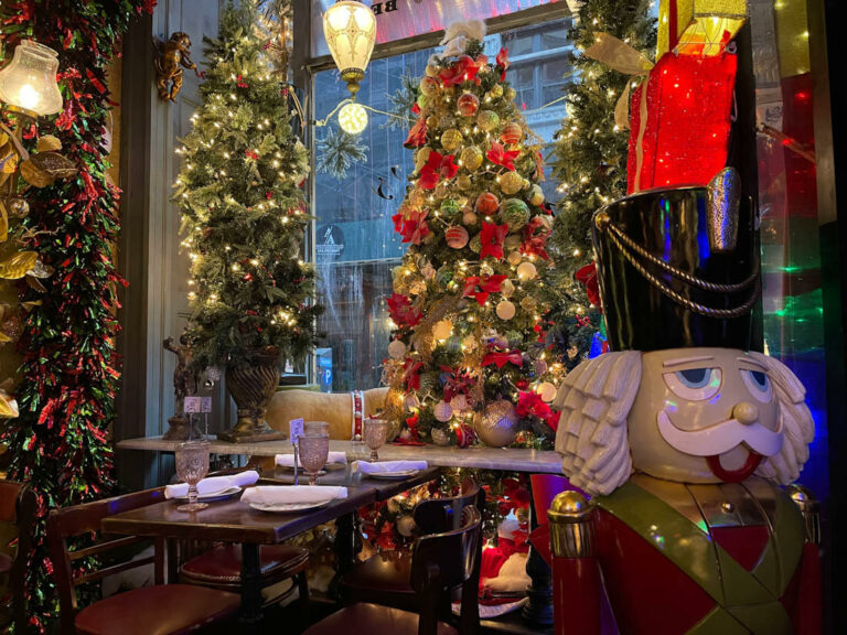 36 Magical Things to Do in New York on Christmas Day Hey! East Coast USA