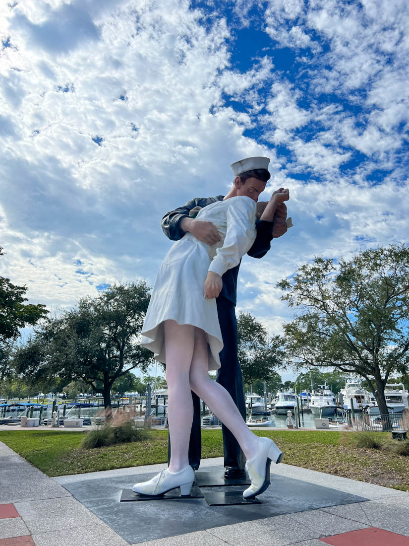 Unconditional Surrender kissing sailor and nurse statue in Sarasota in Florida